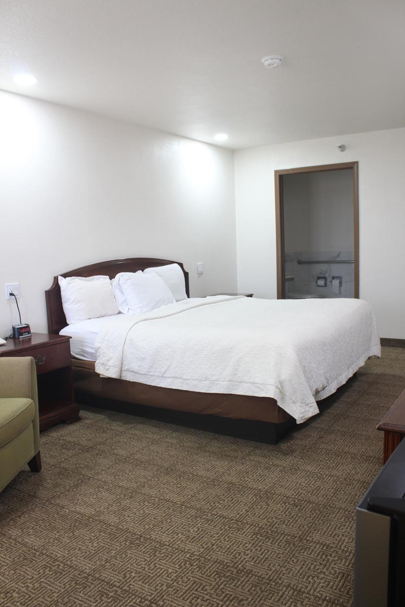 טוקומקארי Rodeway Inn מראה חיצוני תמונה