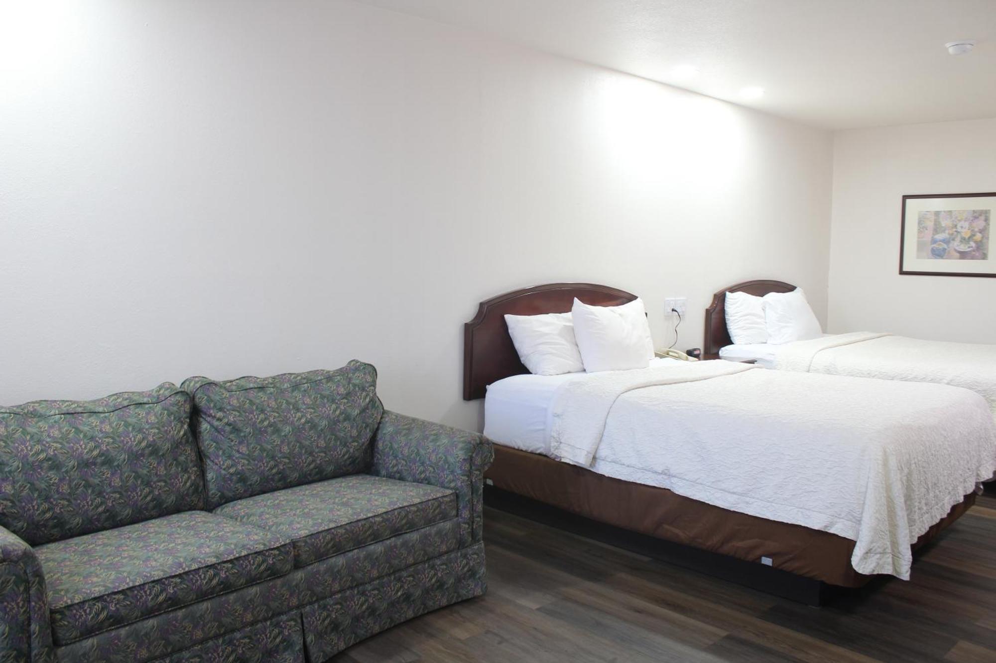 טוקומקארי Rodeway Inn מראה חיצוני תמונה