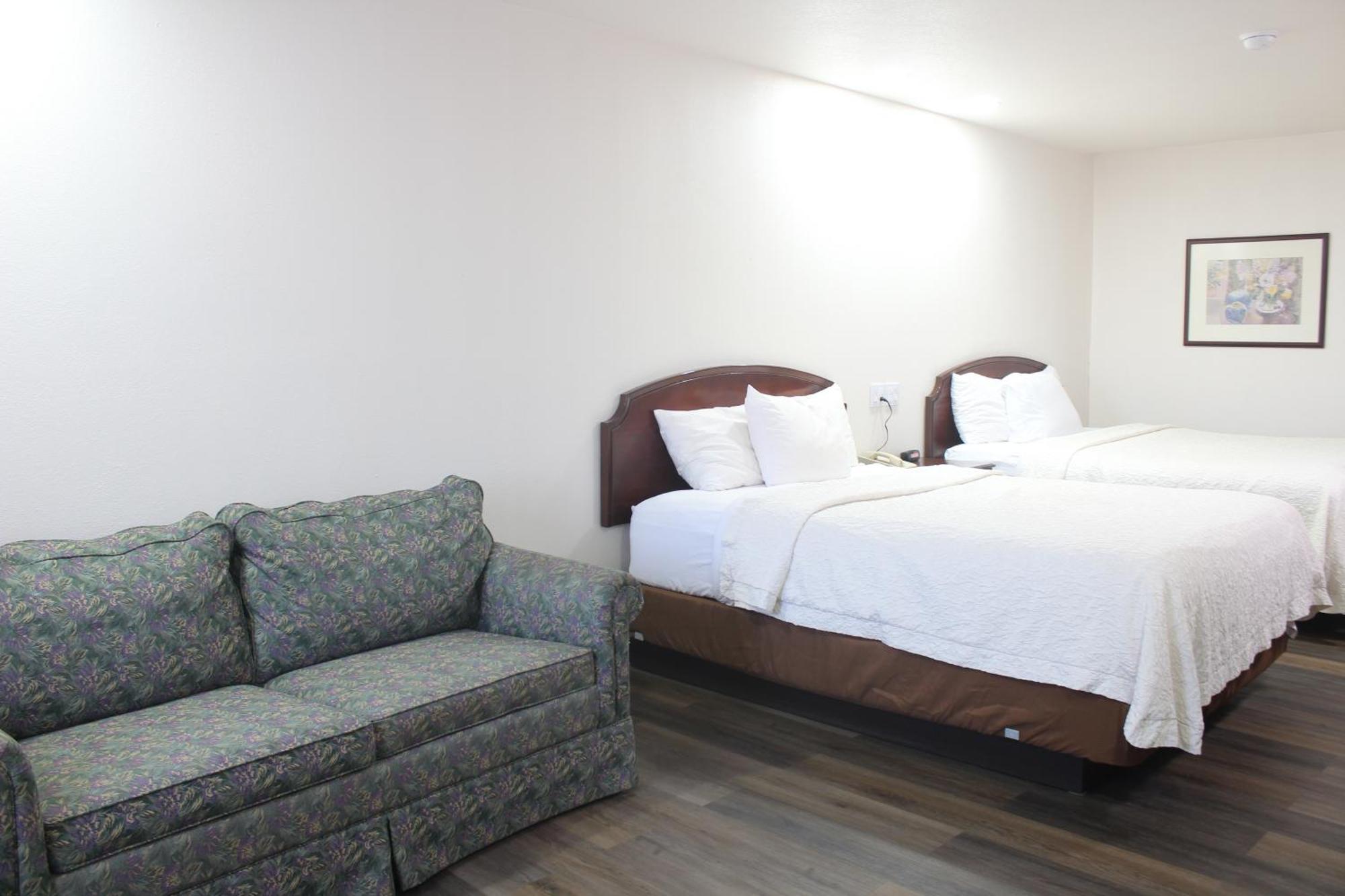 טוקומקארי Rodeway Inn מראה חיצוני תמונה