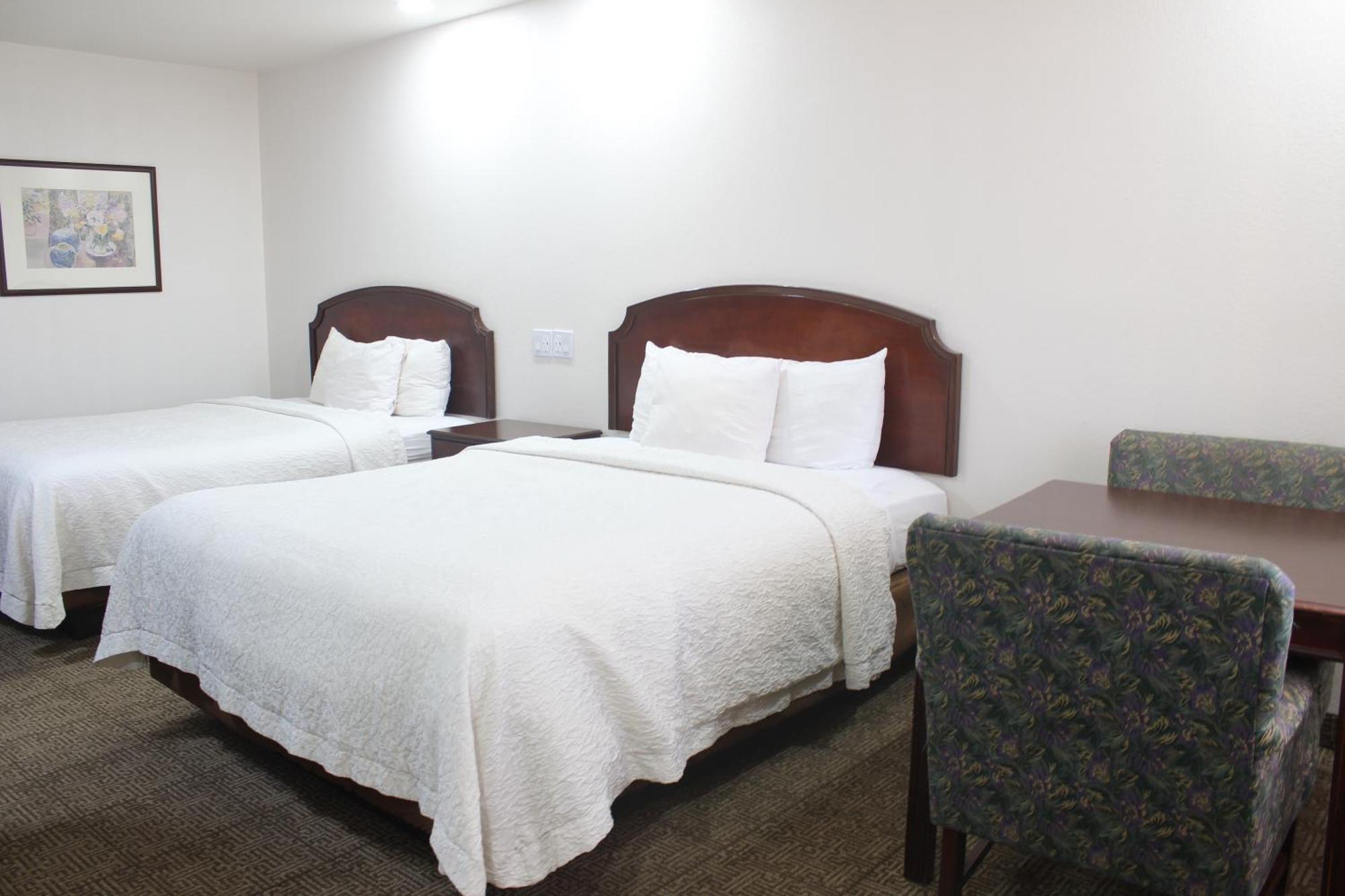 טוקומקארי Rodeway Inn מראה חיצוני תמונה