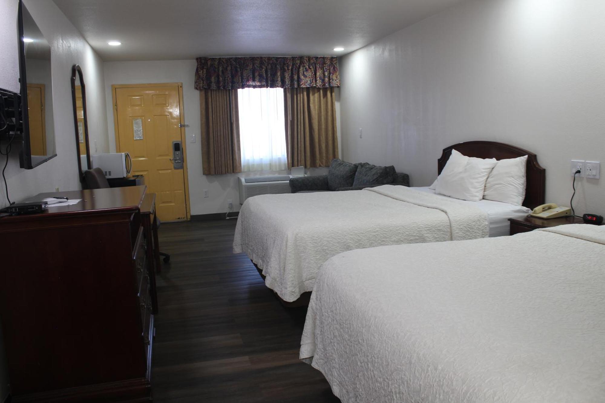 טוקומקארי Rodeway Inn מראה חיצוני תמונה